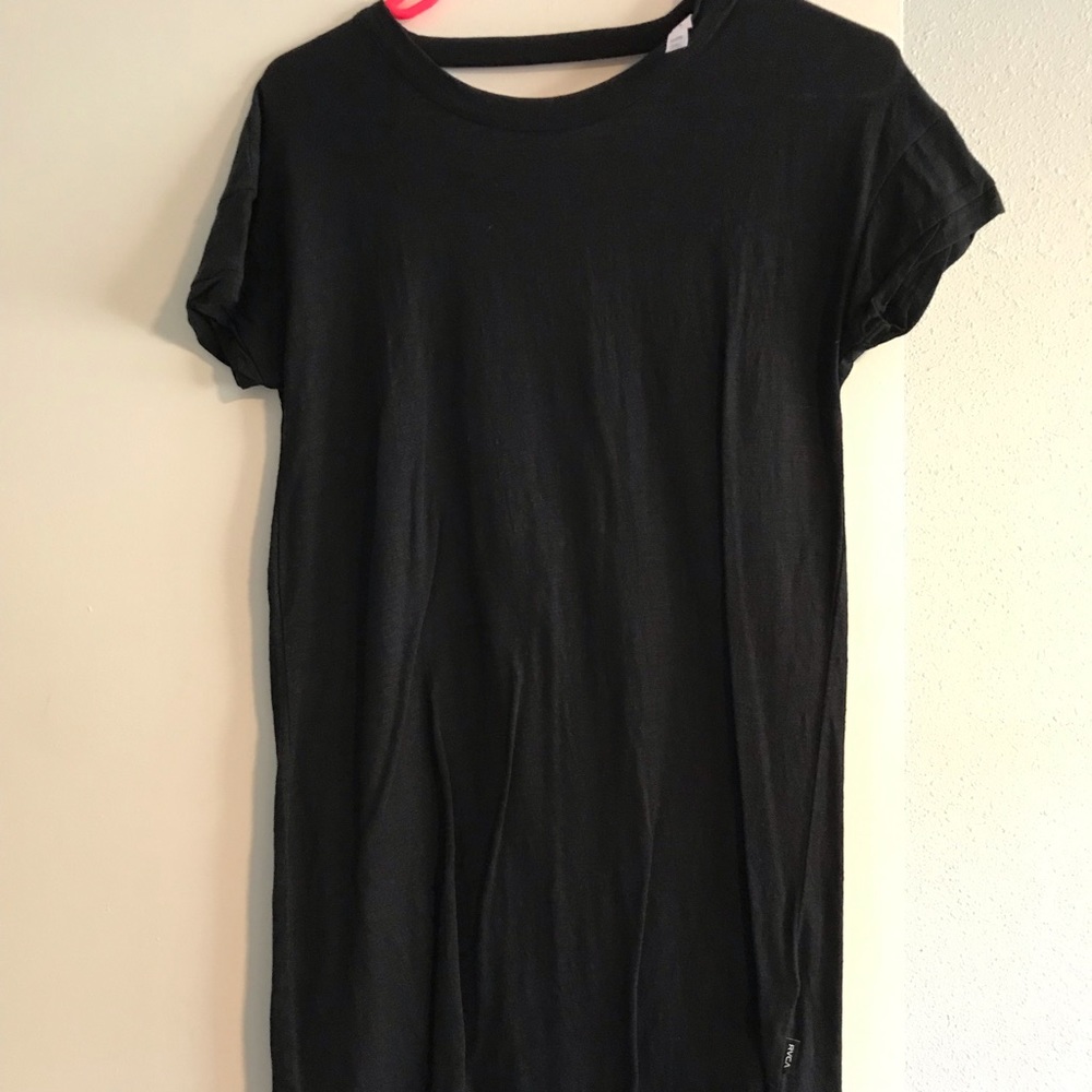 Rvca open back shirt